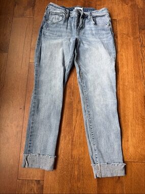 Carve Designs Light Blue Denim Waistband Detail